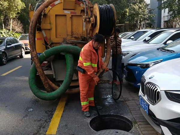 多祥镇排污管道清淤